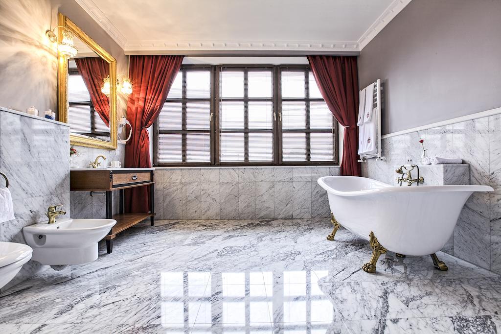 Hotel Jarosław Szoba fotó