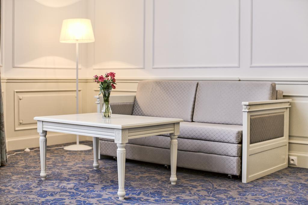 Hotel Jarosław Szoba fotó