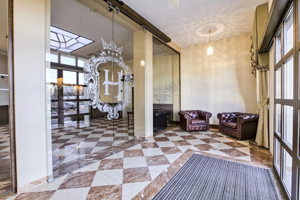 Hotel Jarosław Kültér fotó