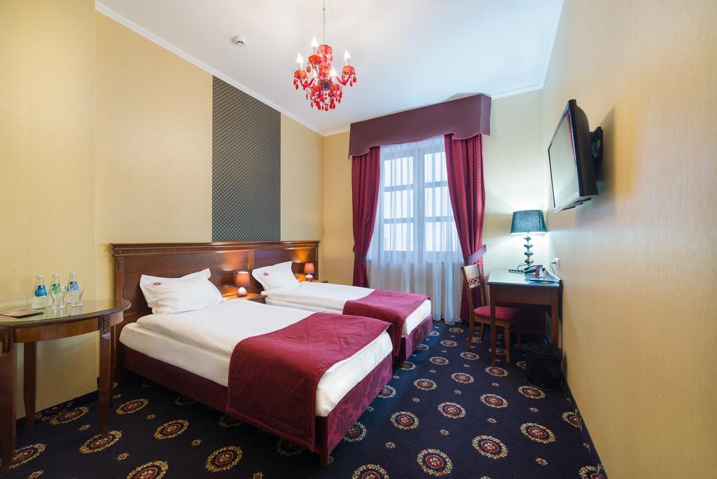 Hotel Jarosław Kültér fotó