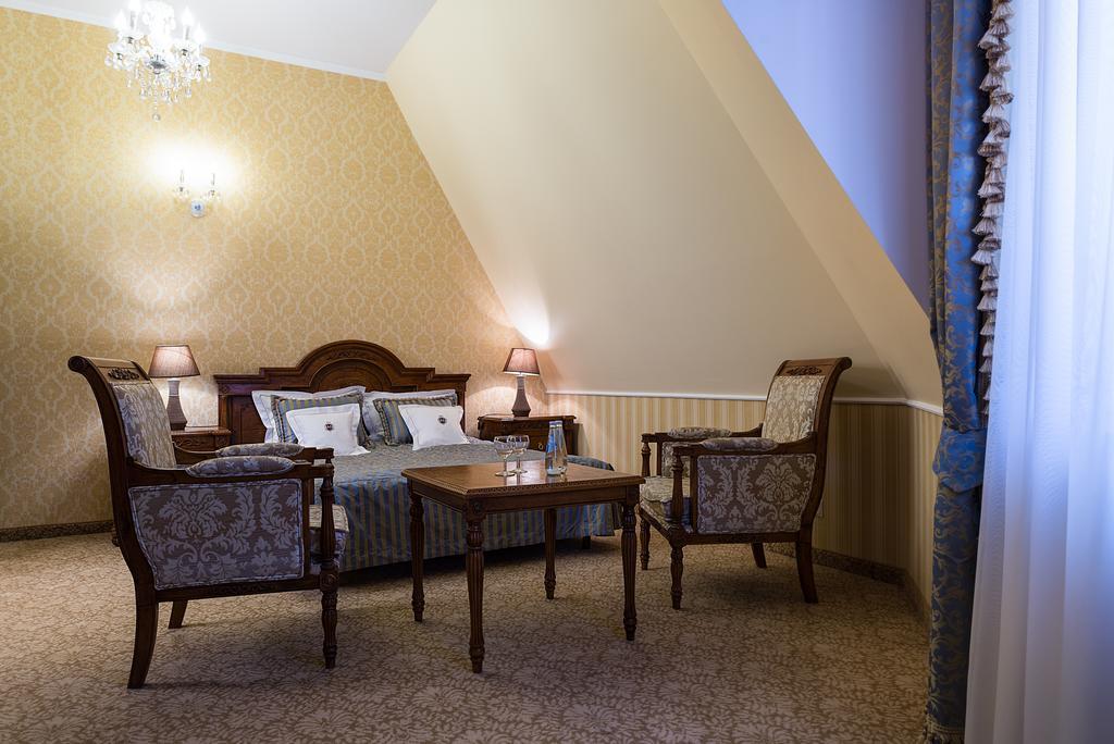Hotel Jarosław Kültér fotó