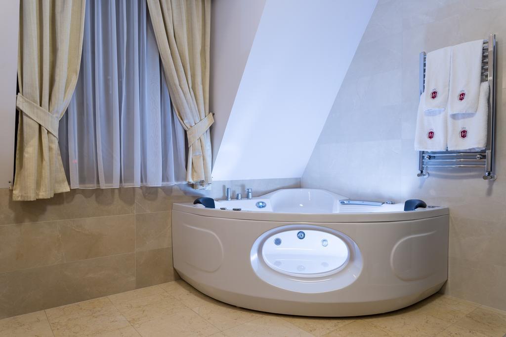 Hotel Jarosław Kültér fotó